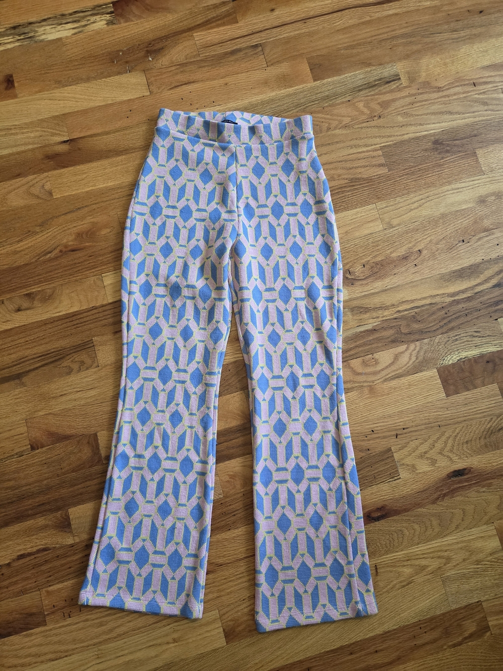 Zara Pants Women's Small Pink Blue Jacquard Geometric Bootcut Activewear